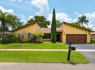 21493 Woodchuck Way, Boca Raton, FL 33428