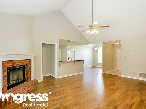 2nd image of 2815 S Cherry Dr