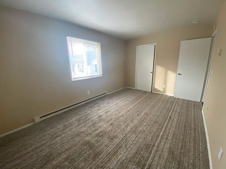 1432 Brooke Park Dr #1 — Photo 2