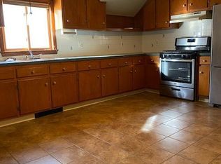 630 Prospect St #3, Fall River, MA 02720