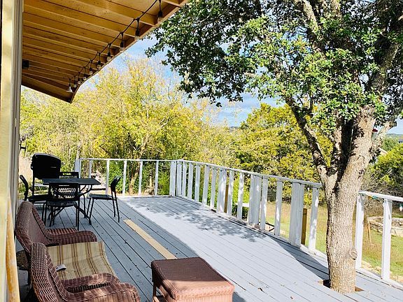 3rd image of 399 Scenic Terrace Dr