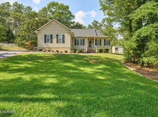 145 Rothbury Dr, Whispering Pines, NC 28327
