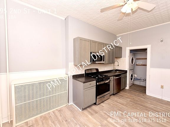 5th image of 295 2nd St Unit 1