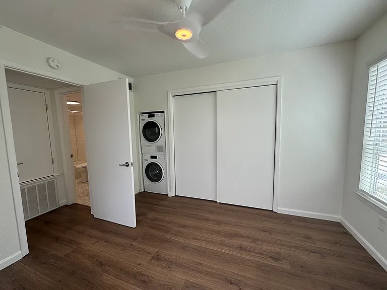 1514 Parker Ln #207 — Photo 9
