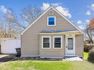 2328 Fort Dr, Alexandria, VA 22303