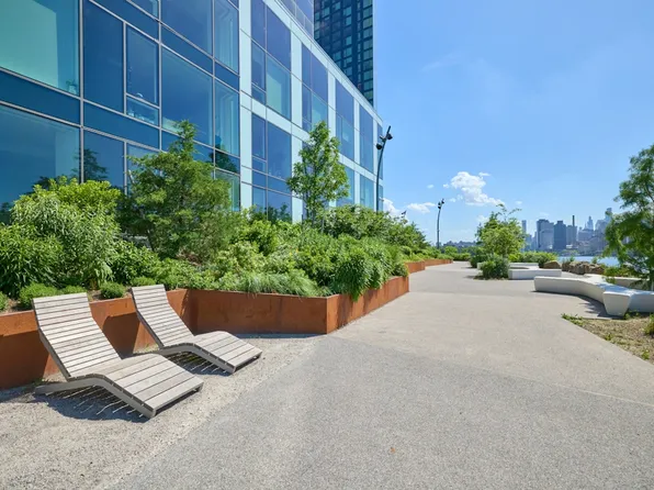 10 Halletts Point image 63 of 68