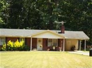 306 Holly Hills Dr, Troy, NC 27371