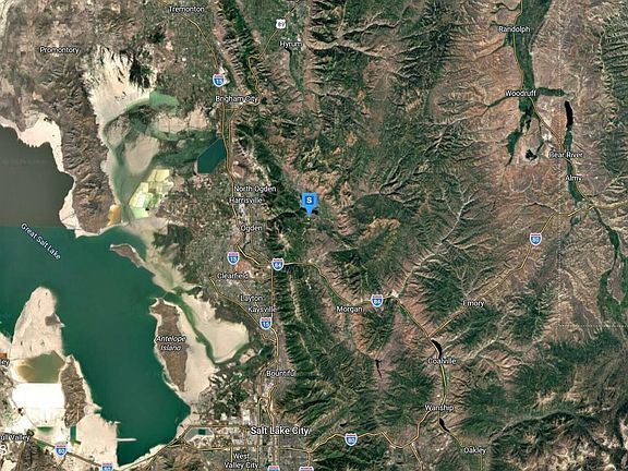 5th image of 6100 E Snowbasin Rd
