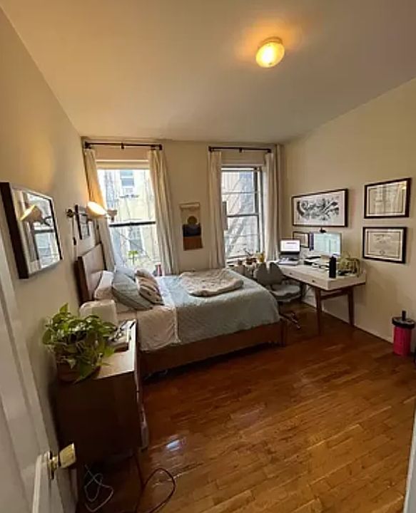 1st image of 223 E 10th St APT 15