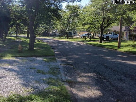 2nd image of 3292 Greenfield St NW