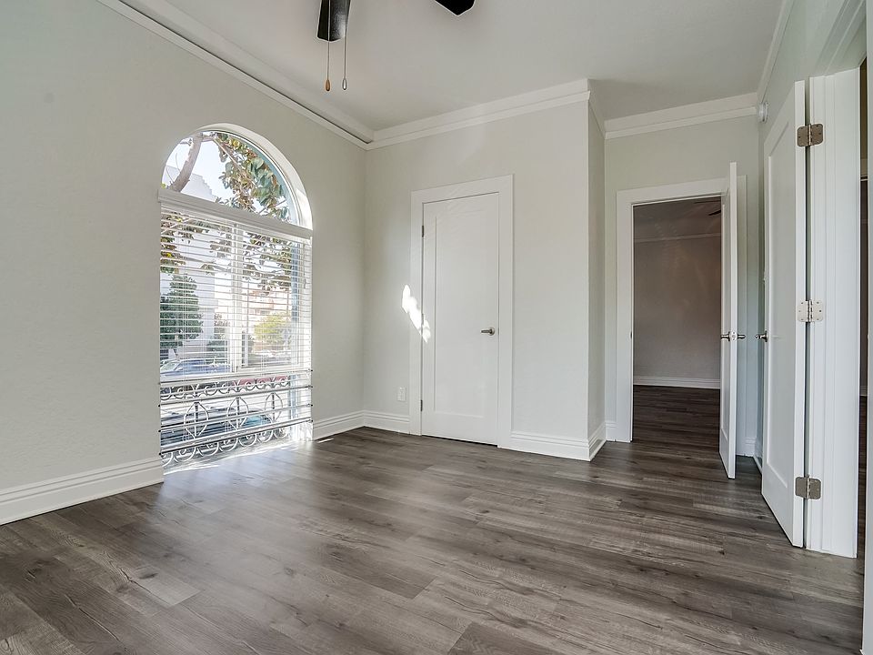 1st image of 500 S Westmoreland Ave #3402894