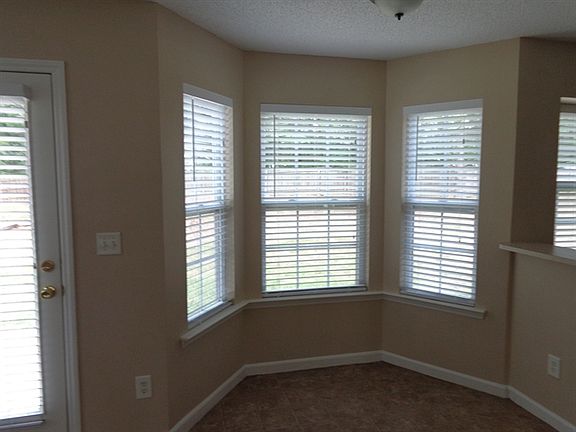 4th image of 4409 Chatterleigh Dr