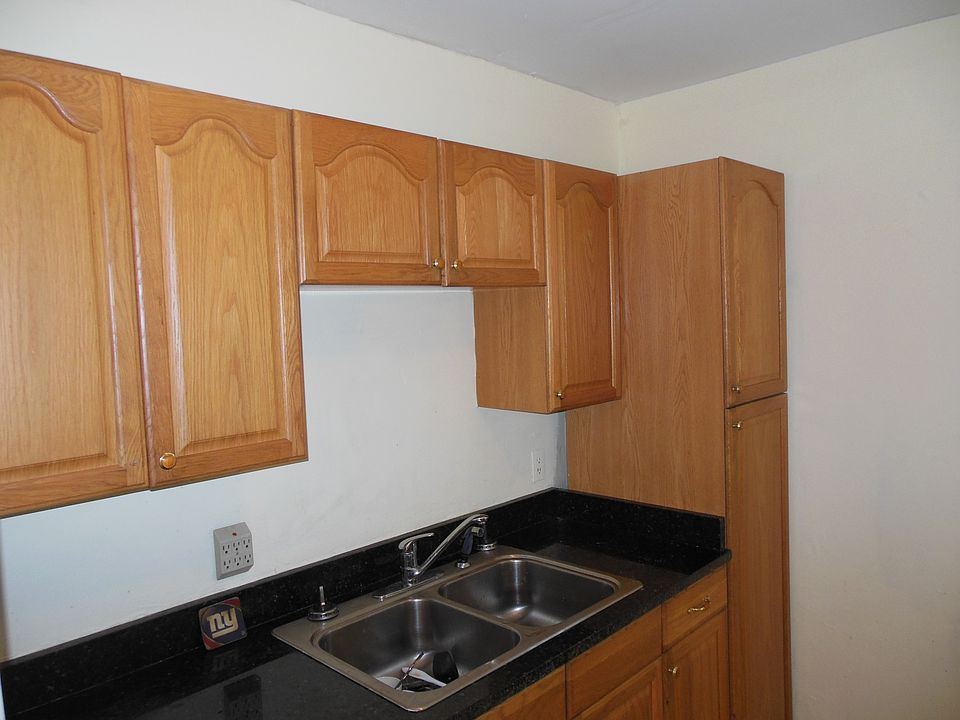 2nd image of 1800 18th Way N