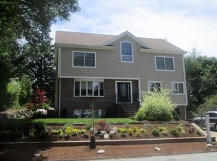 50 Valentine Rd, Arlington, MA 02476