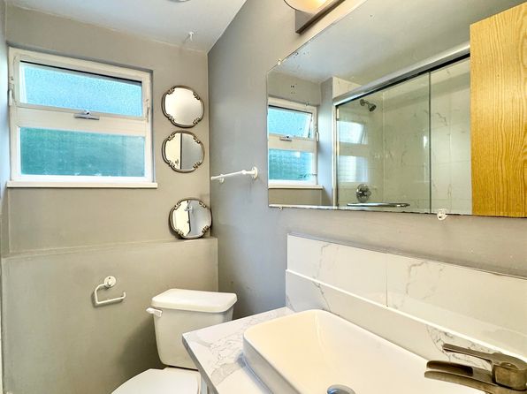 2 bedroom rental in Burnaby — photo 5