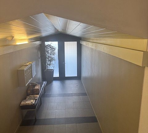 2nd image of 2173 California St #101