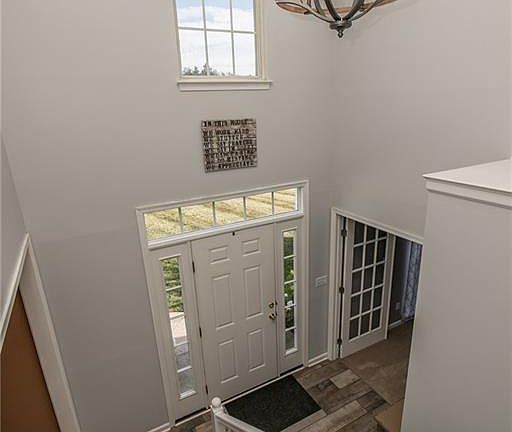 3rd image of 3050 Fairmount Ct