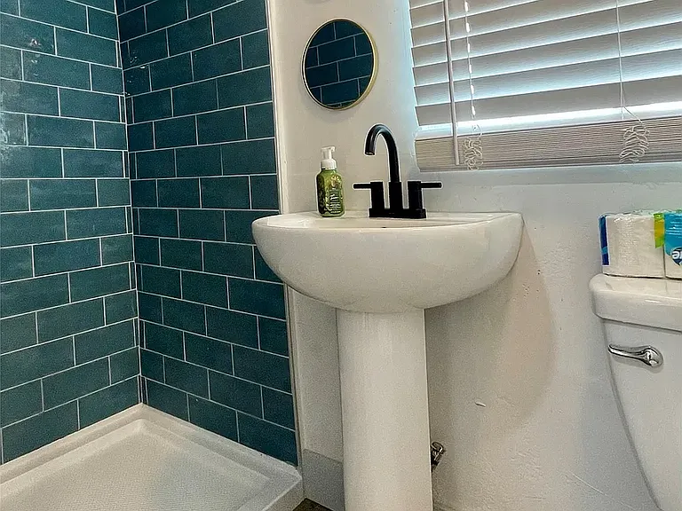 322 Moreno Streetlas — Photo 9