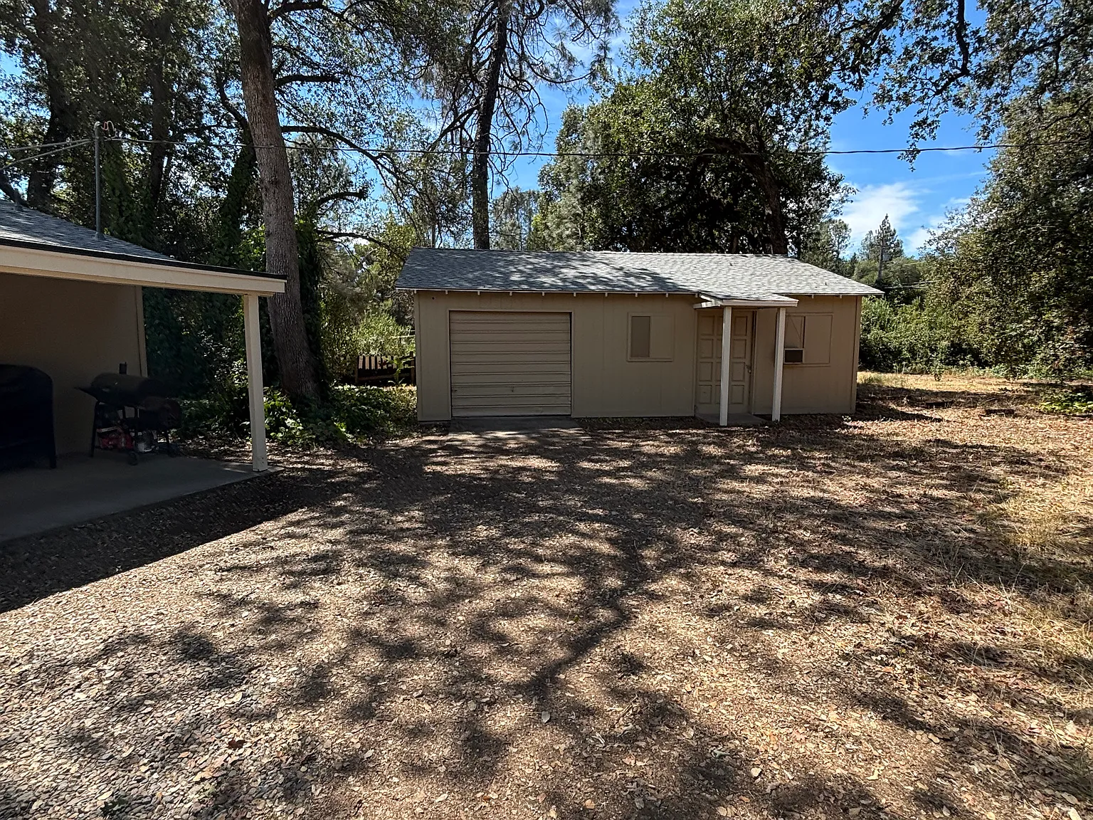 Wonderland Blvd, Redding — Photo 2