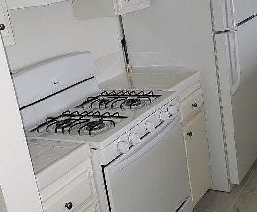 4th image of 11726 Lemay St APT 20