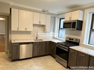 86 Longwood Ave #4A, Brookline, MA 02446