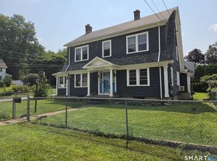 318 Middle Tpke E, Manchester, CT 06040