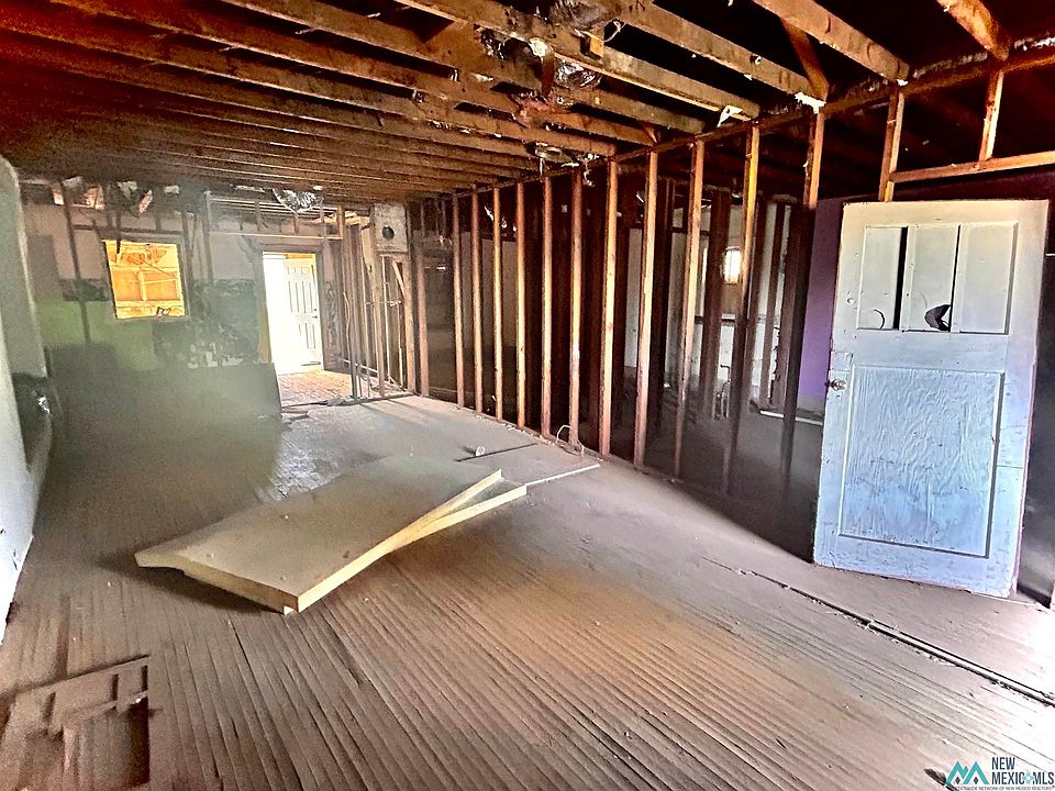 2nd image of 704 Rencher St