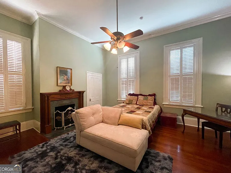 305 Orange St — Photo 13