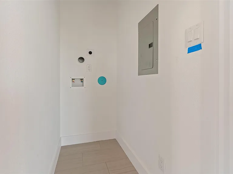 5623 Eskridge St #A — Photo 10