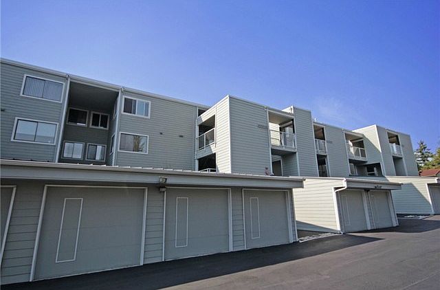1st image of 22211 6th Ave S #306