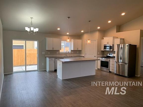 3rd image of 1020 Homestead Dr