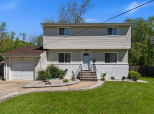 50 Stevens Ave, Old Bridge, NJ 08857