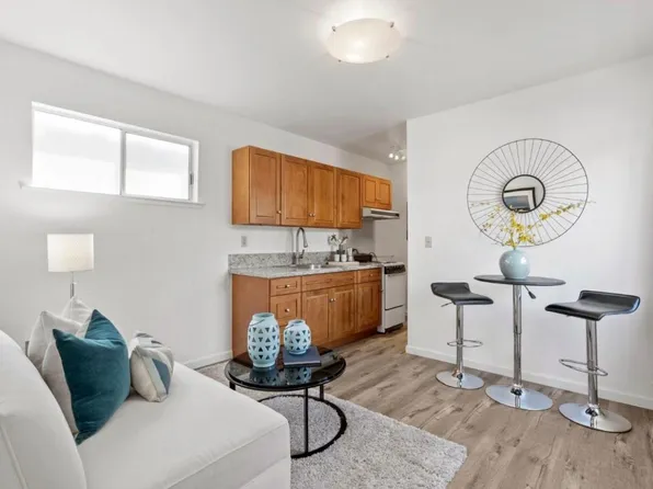 1151 Cleveland St #2, Redwood City, CA 94061