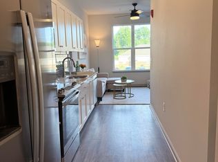 2208 Gathering Square Ct, Fuquay Varina, NC 27526