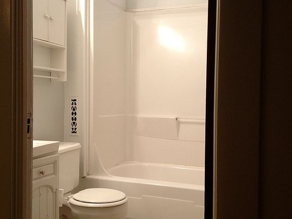 5th image of 1219 Cranford Ave