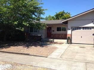 2143 Mission Blvd, Santa Rosa, CA 95409