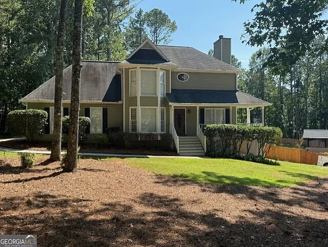 4 bed, 2.5 bath, 2166 sqft, $2,600 — Photo 1