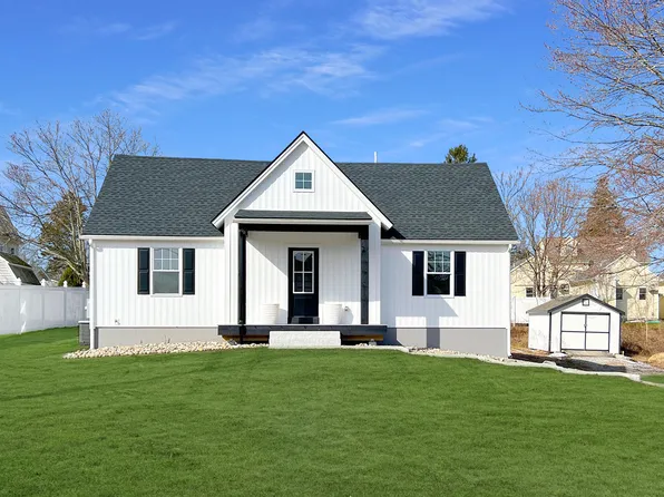 15 Old Kelsey Point Road, Westbrook, CT 06498