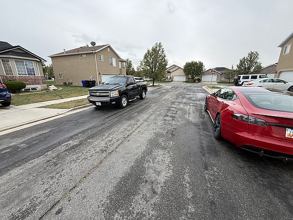 4th image of 1426 Heather Ln
