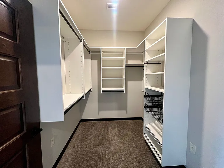 201 N Riverfront Dr — Photo 19