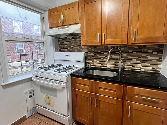 5th image of 17106 28th Ave APT C