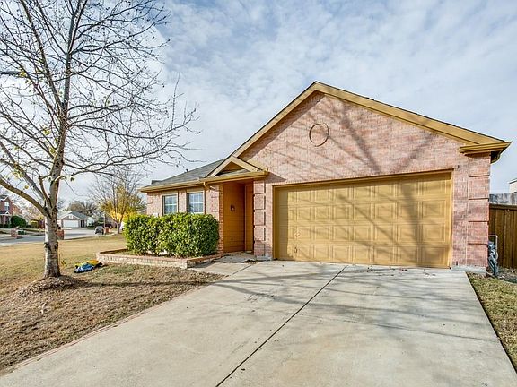 2nd image of 1215 Riverway Ln