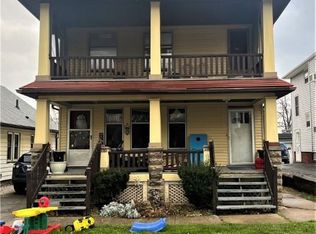 3305 W 111th St, Cleveland, OH