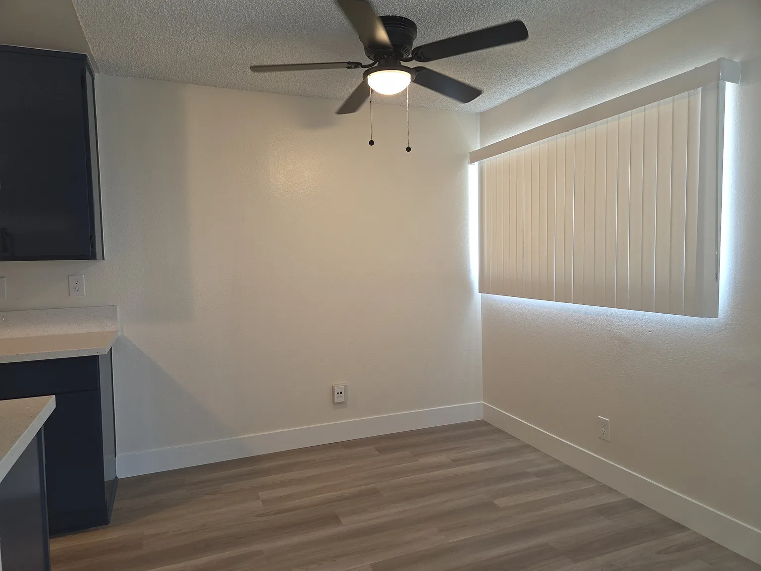 3 bed, 1100 sqft, $2,950 — Photo 2