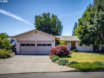 13297 Chippendale Ln, Oregon City, OR, 97045