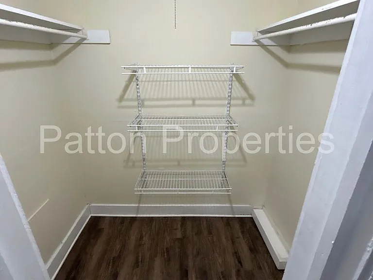 2223-2225 Greene Street - Inside CoC - R11409-17-07 — Photo 9
