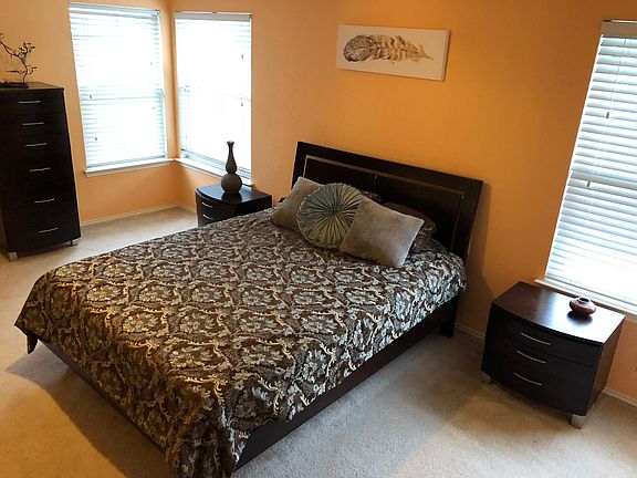 4th image of 16929 Copperhead Dr