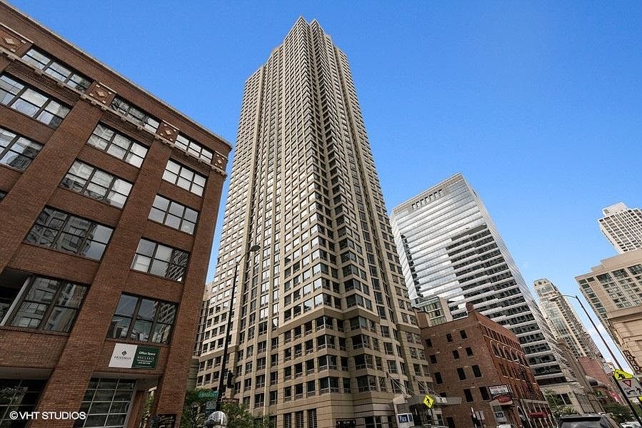 1st image of 440 N Wabash Ave APT 2206