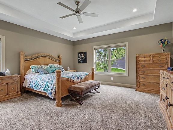 4th image of 45 Mattico Ln