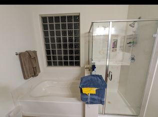 5380 Alden Glen Dr, Las Vegas, NV 89135